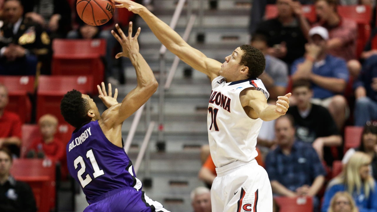 Arizona notes: Block party in win over Weber State